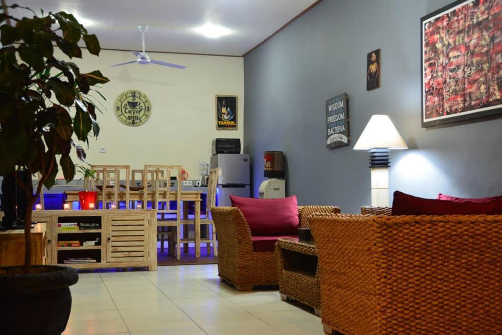 Eden Villa *